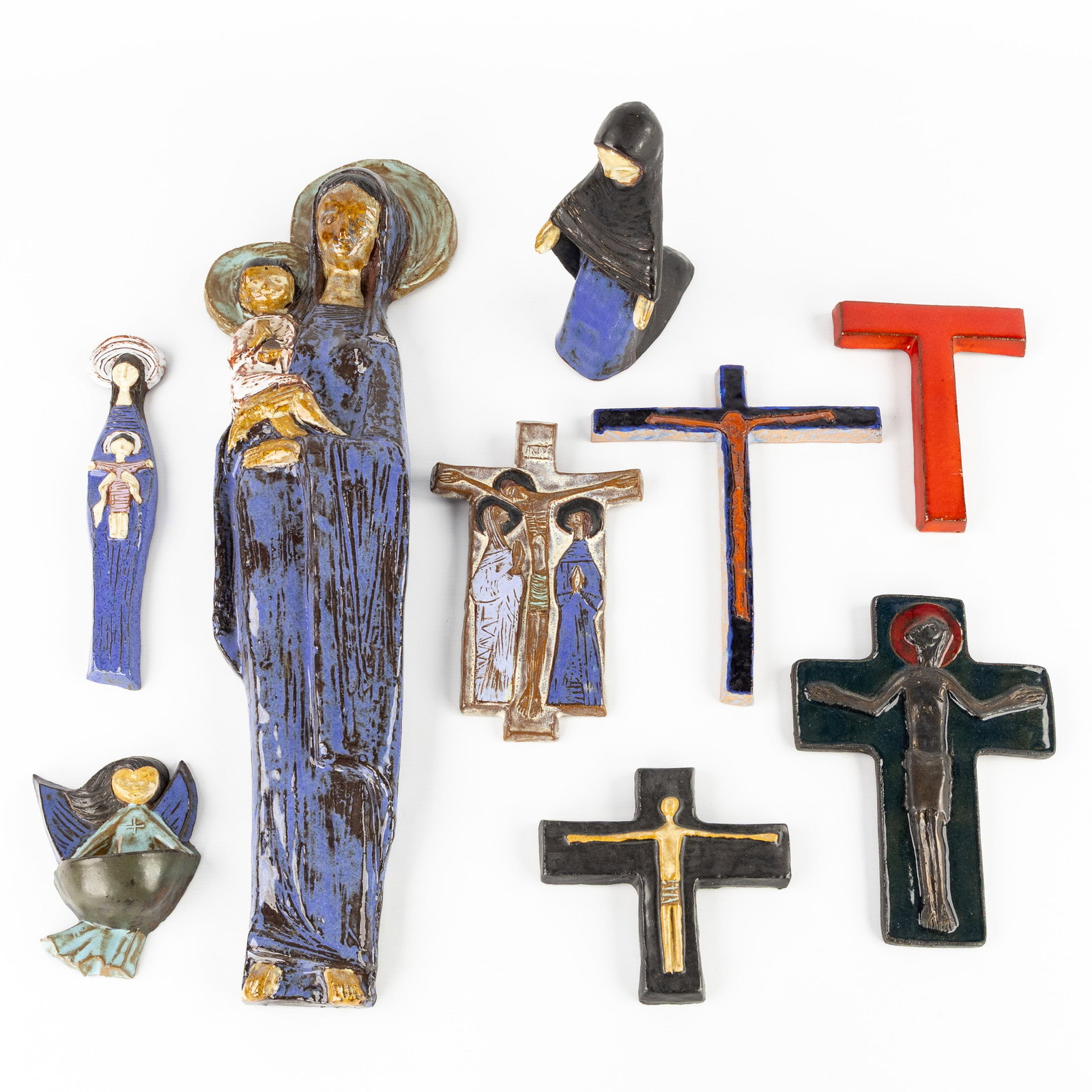 Rogier Vandeweghe (1923–2020) ‘Religious Ceramics’ for Amphora. (1 of 9)