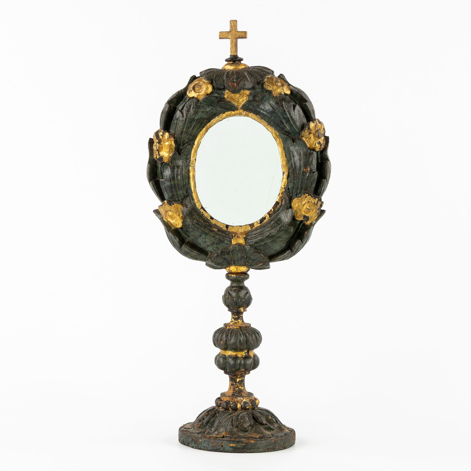A wood-sculptured reliquary monstrance, Baroque style. 18th/19th C. (1 of 6)