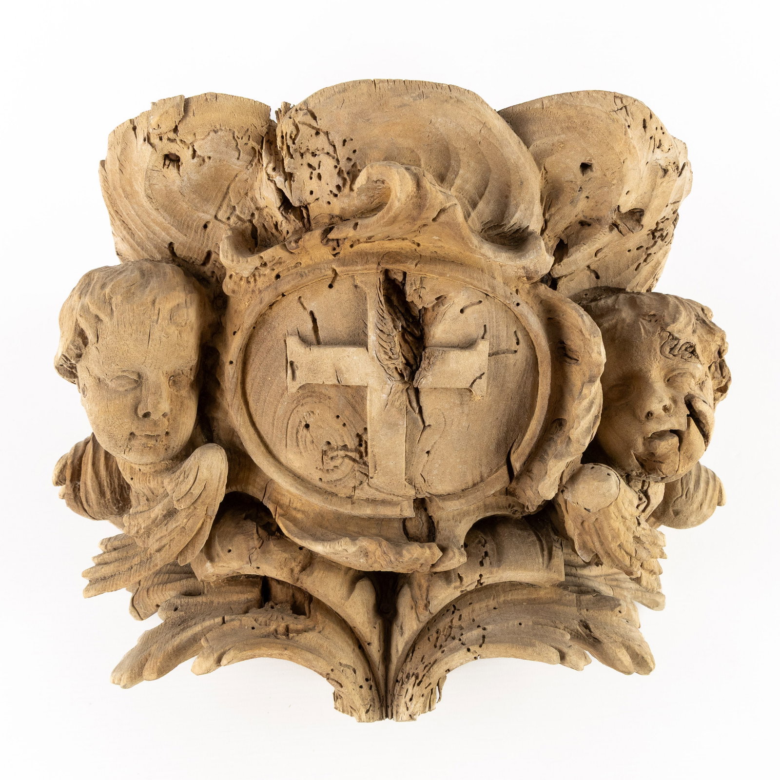 An Antique wood-sculptured wall console with Cherub heads, Baroque period, 18th C. (1 of 7)