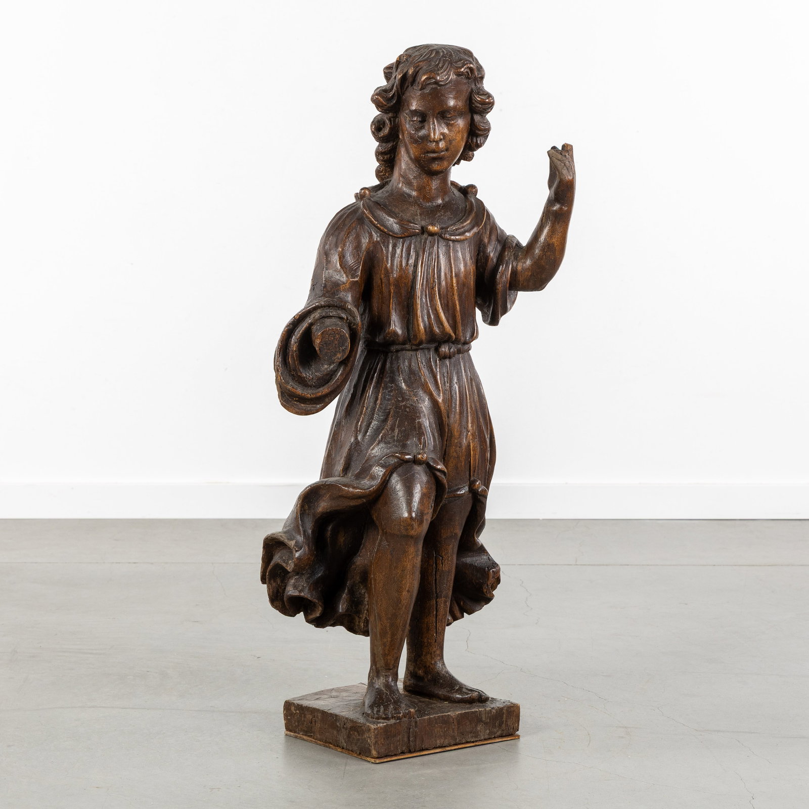 An Antique wood-sculptured statue of the Young Christ, Baroque, 18th C. (1 of 9)