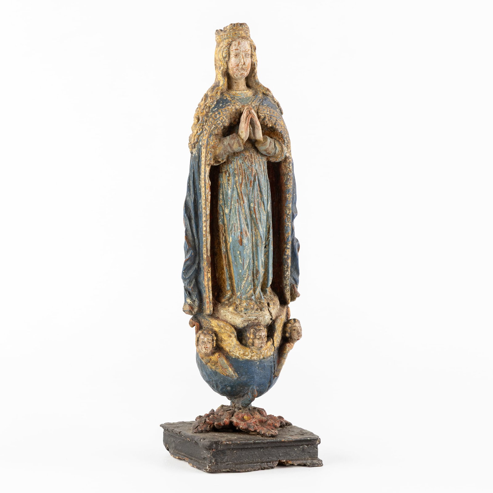 An Antique Wooden Sculpture of a Madonna, Decorated with Cherub Heads, polychrome patinated, 18th C. (1 of 8)