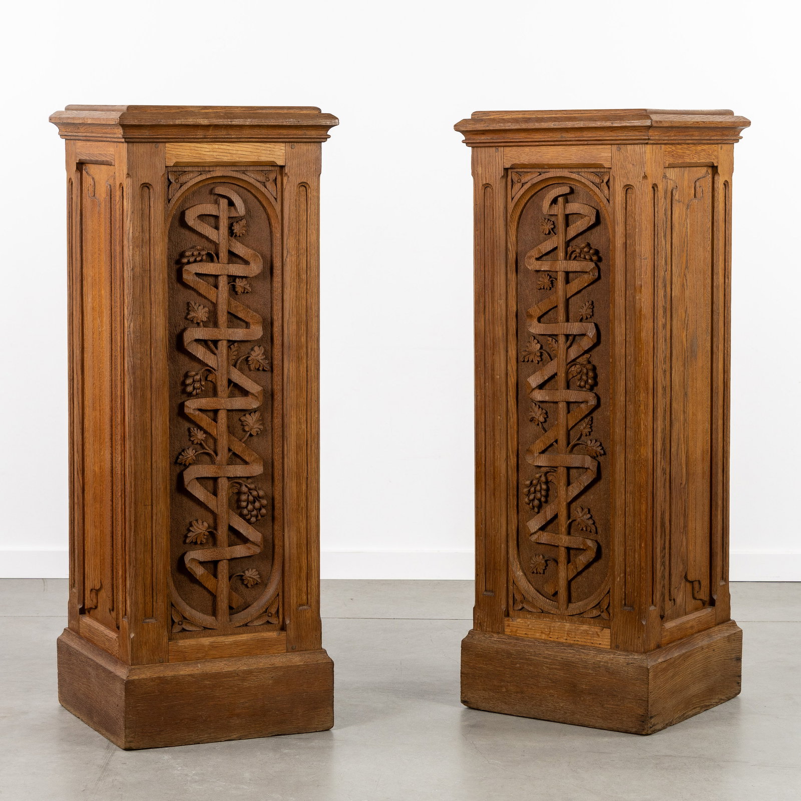 A pair of wood-carved side panels featuring floral motifs, Gothic Revival style. (1 of 8)
