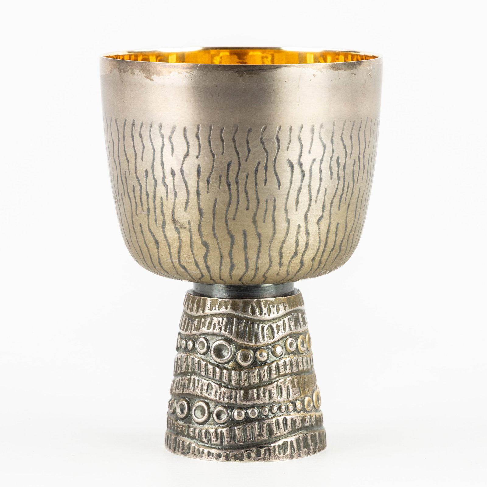Slabbinck, Bruges, a Chalice. Silver and gold-plated metal. 20th C. (1 of 5)