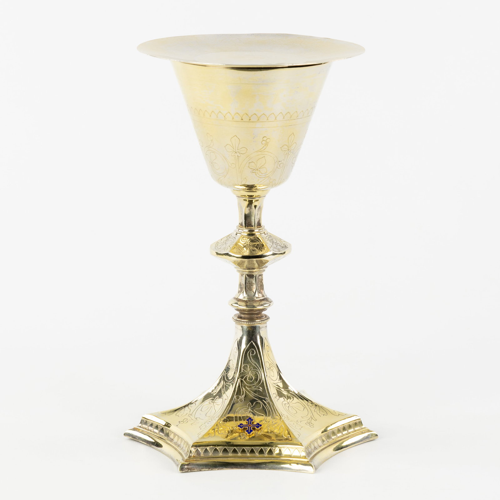 A chalice and paten, vermeil, gold-plated silver in a Gothic Revival style. France. (1 of 11)