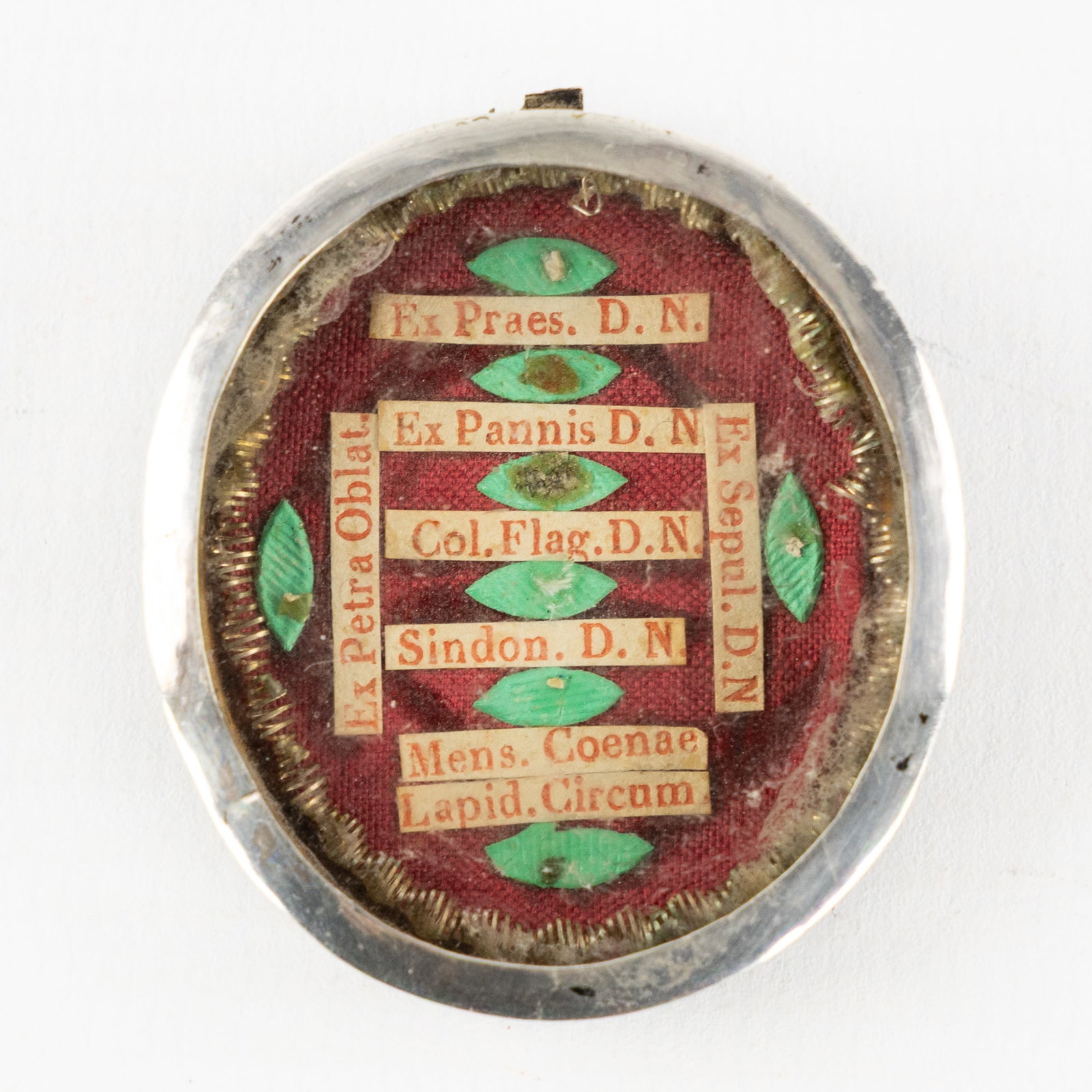 A Sealed multi-theca with Relics from the Passion Cycle and Jesus Christ. (1 of 2)