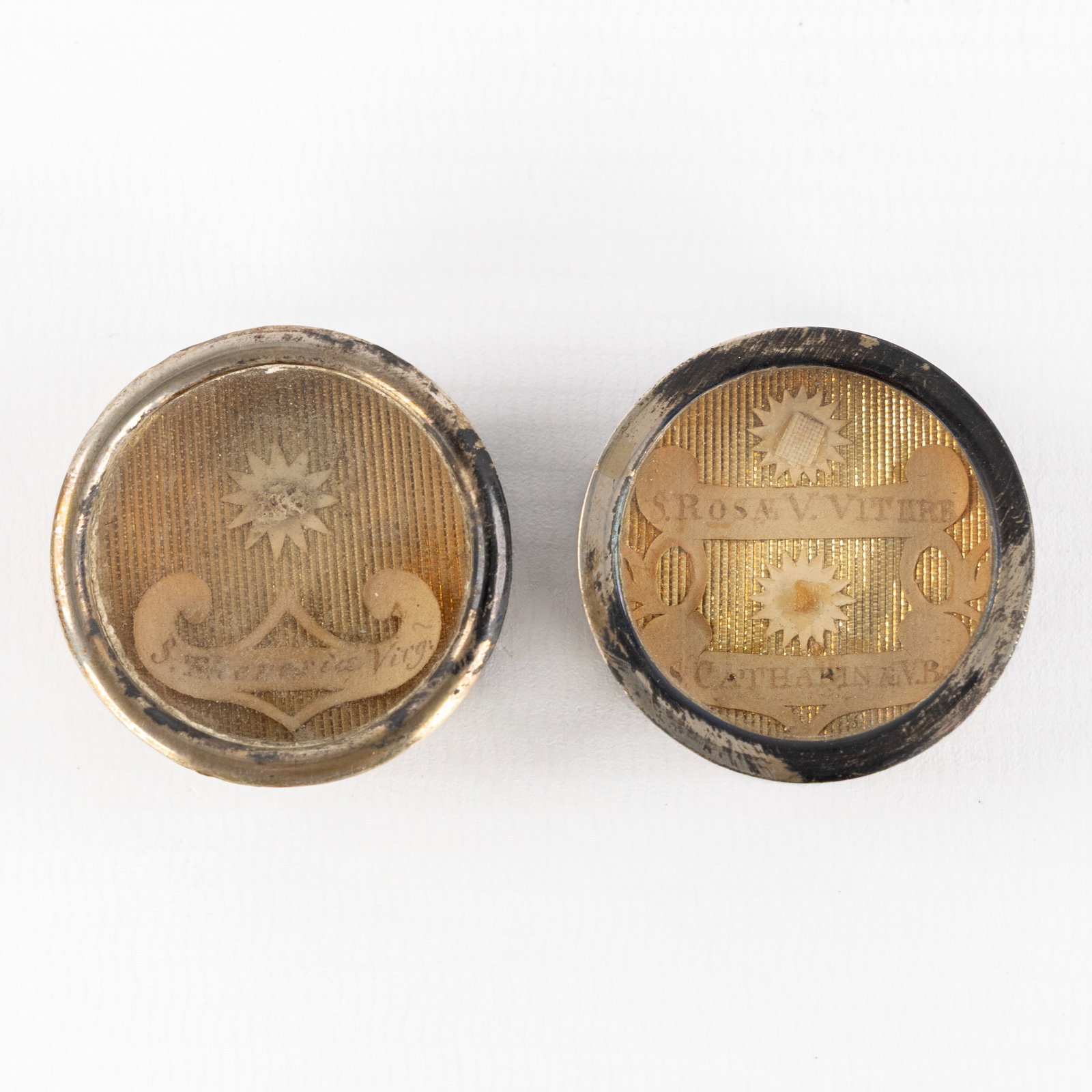 Two Sealed reliquary theca with relics of Saint Thérèse, Saint Rosa of Viterbo and Saint Catherine (1 of 2)