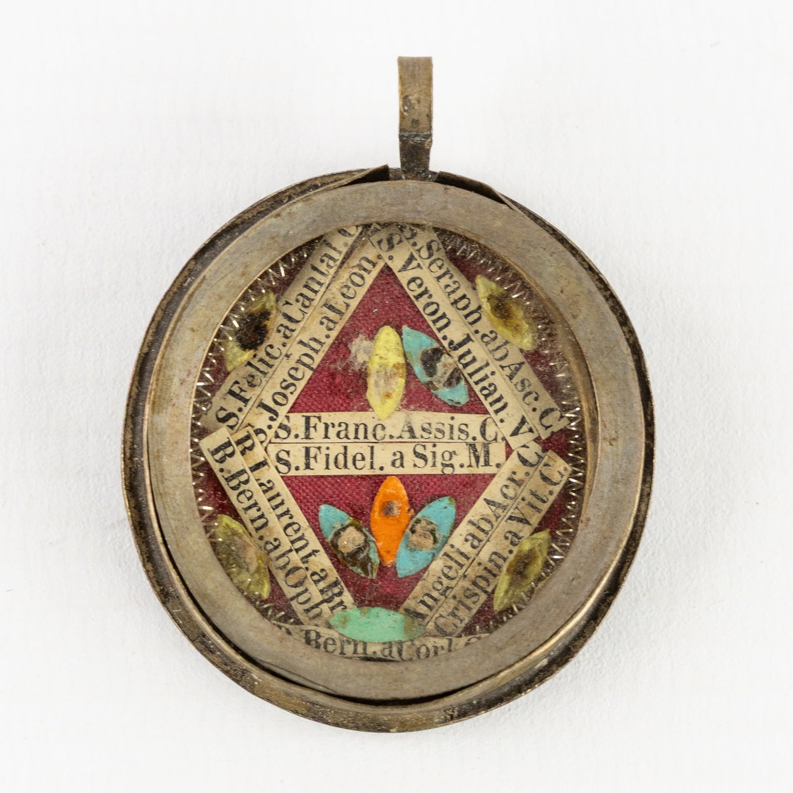 A multi-theca with relics of Francis of Assisi and other Saints and Blessed, including the document. (1 of 3)