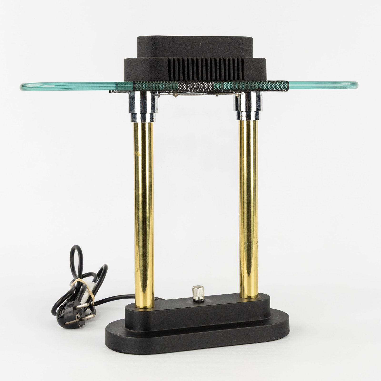 Robert Sonneman (1943) 'Penta', a table lamp or desk lamp, for George Kovacs, circa 1980. (1 of 7)