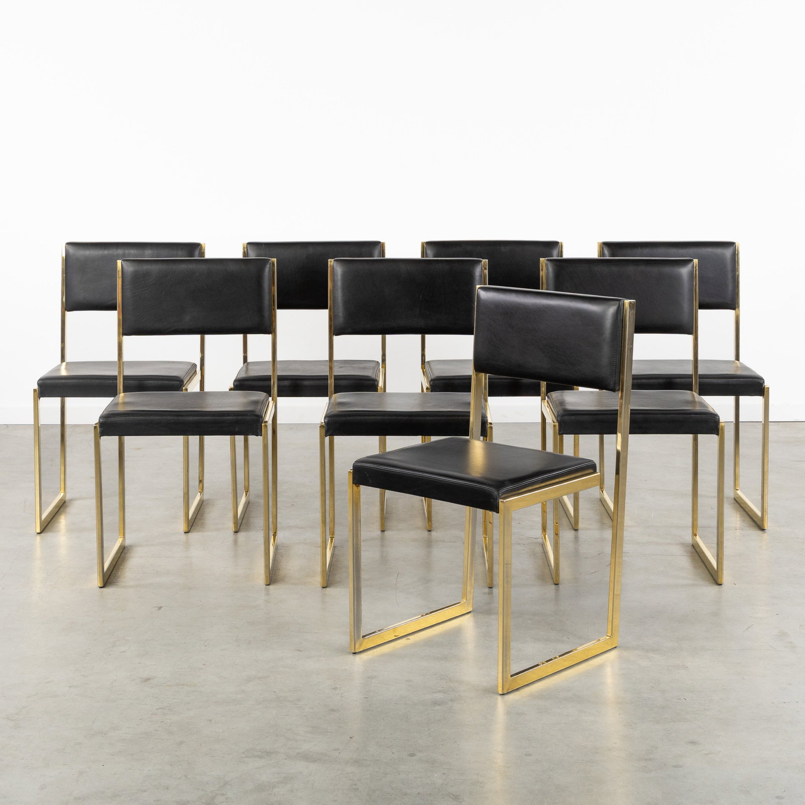 Belgo Chrom, Meutabel, a set of 8 G-shape chairs. Gilded metal and leather. Circa 1970. (1 of 6)