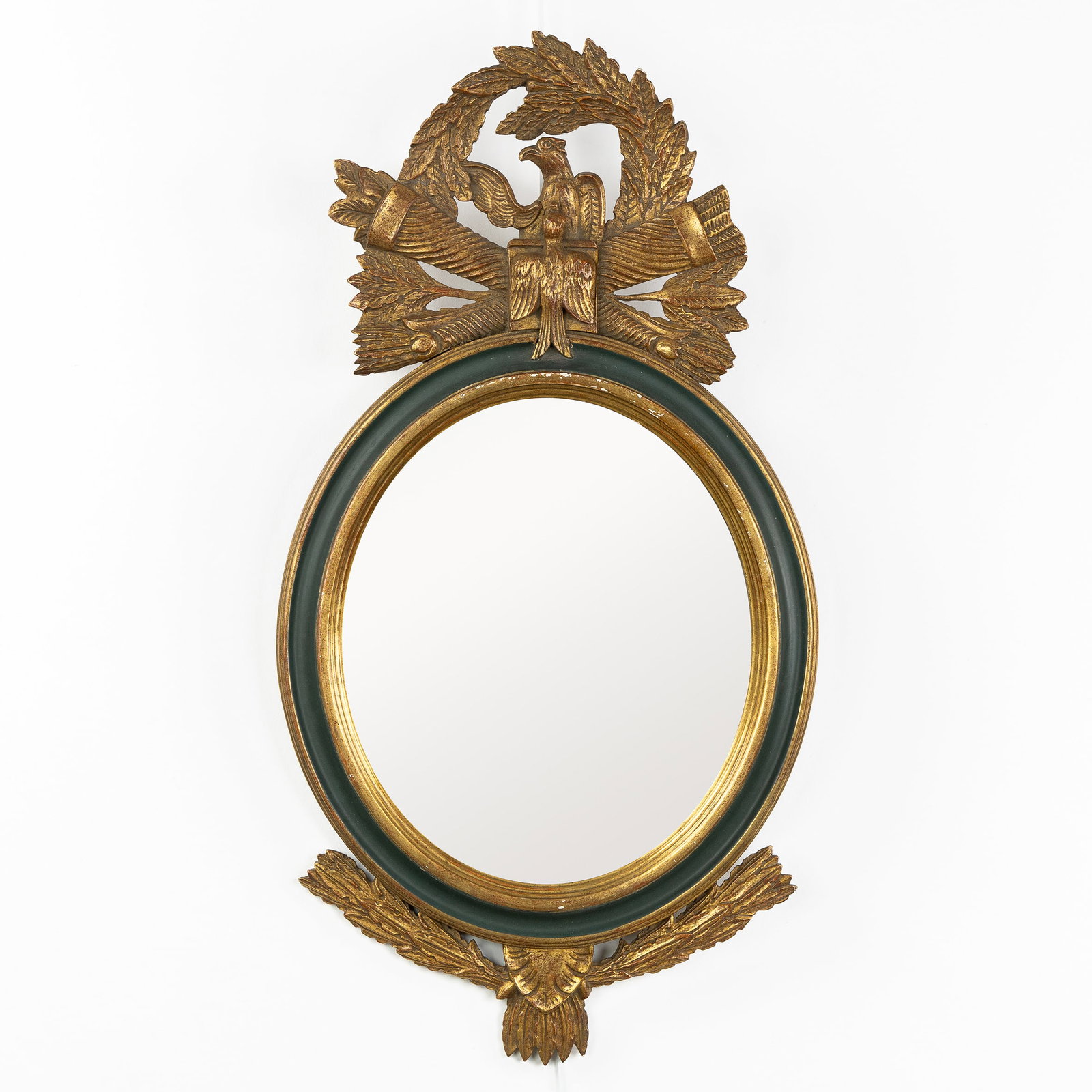 A mid-century mirror with eagle figurine, Hollywood Regency style. 20th C. (1 of 4)