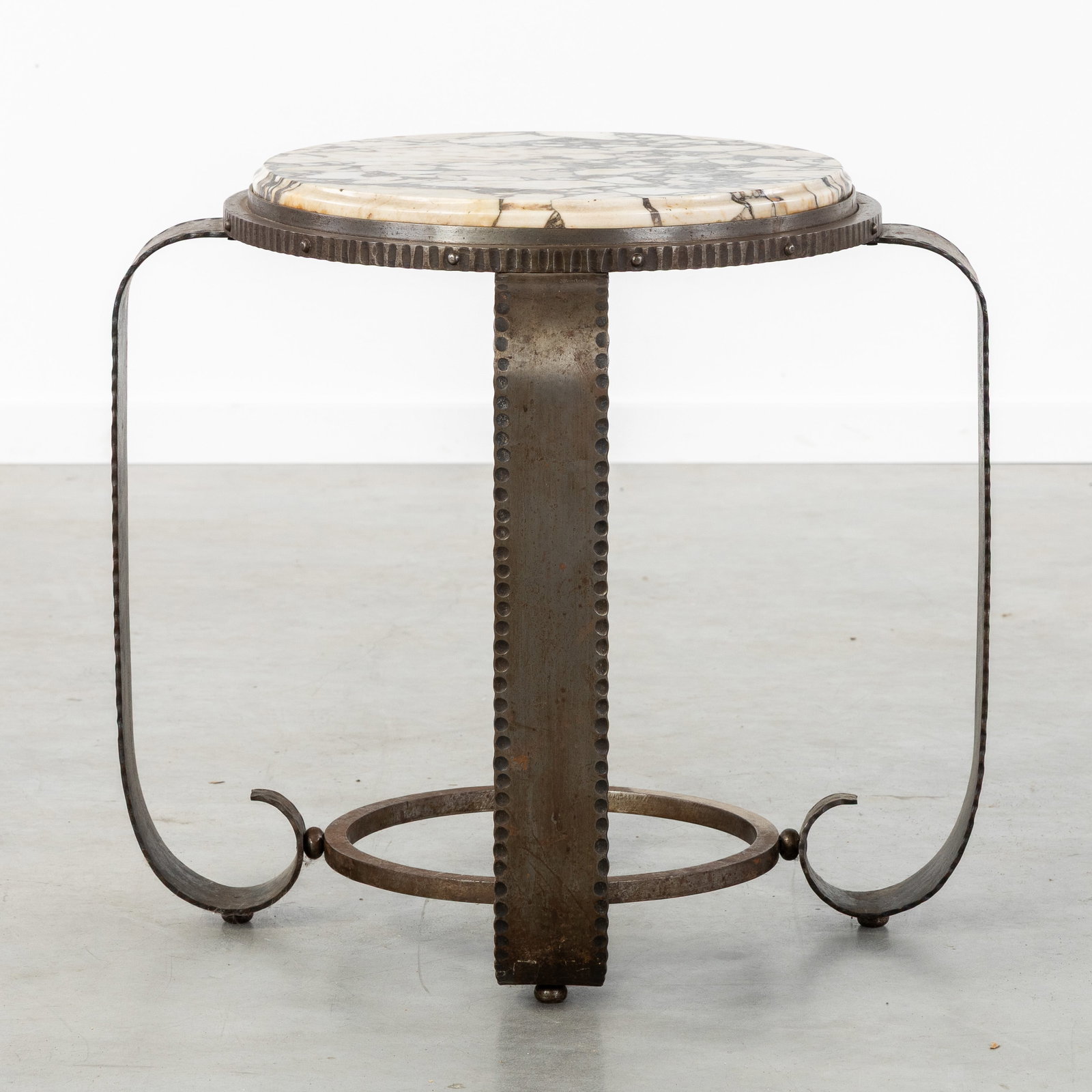 An Art Deco wrought iron side table with a Viola marble top, signed J. Van Loo, Art Deco period.: An Art Deco wrought iron side table with a Viola marble top, signed J. Van Loo, Art Deco period. Wrought iron and Viola Calacatta marble.Side table or coffee table.Signed 'J. Van Loo'.Art Deco style a