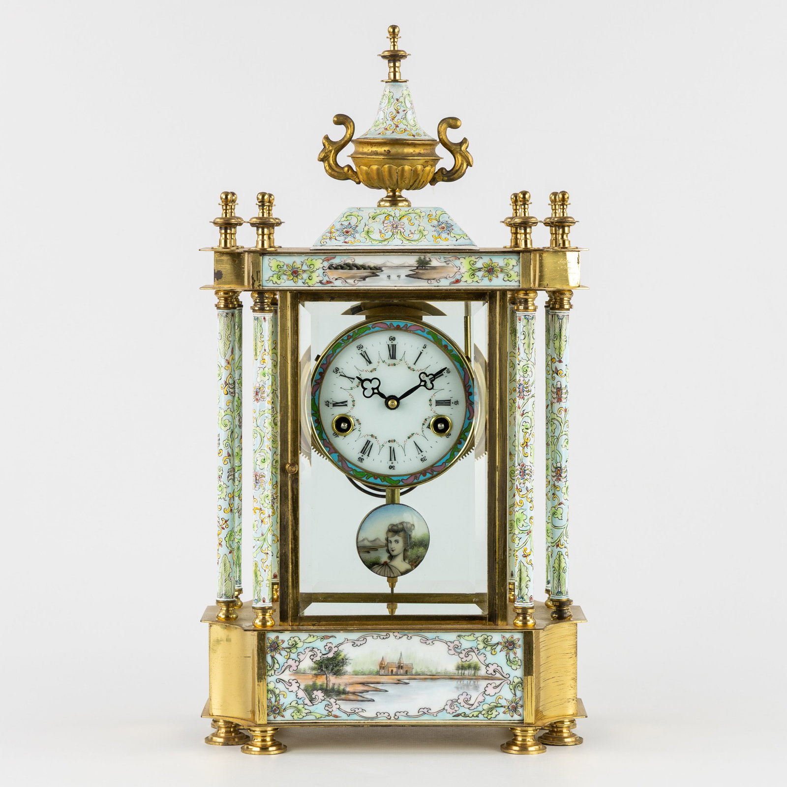 A Cloisonne table clock, bronze and enamel, 20th C. (1 of 12)