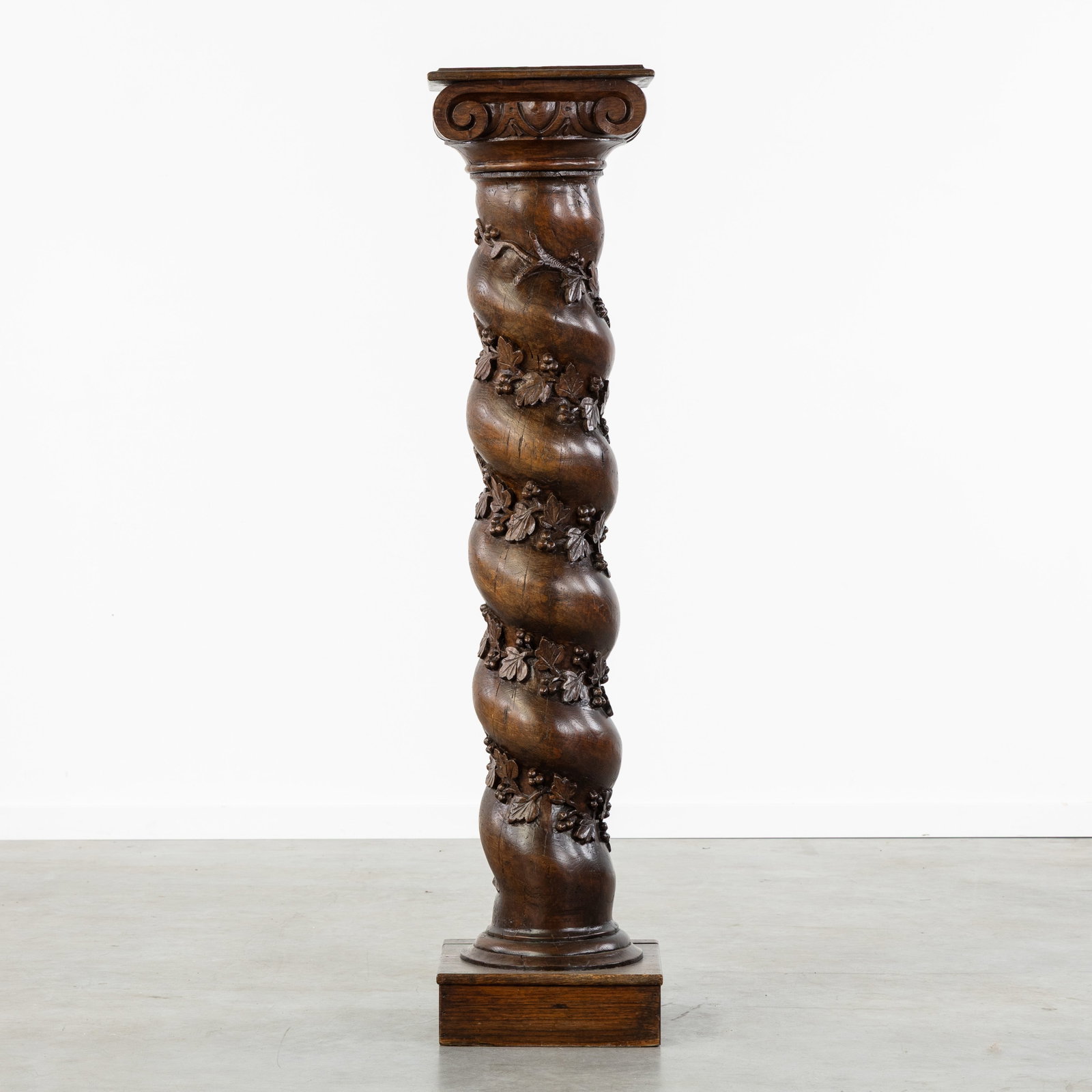 An Antique Twisted Solomonic Column or Pedestal, Sculptured Grapevine and Capital. 19th/20th C. (1 of 6)