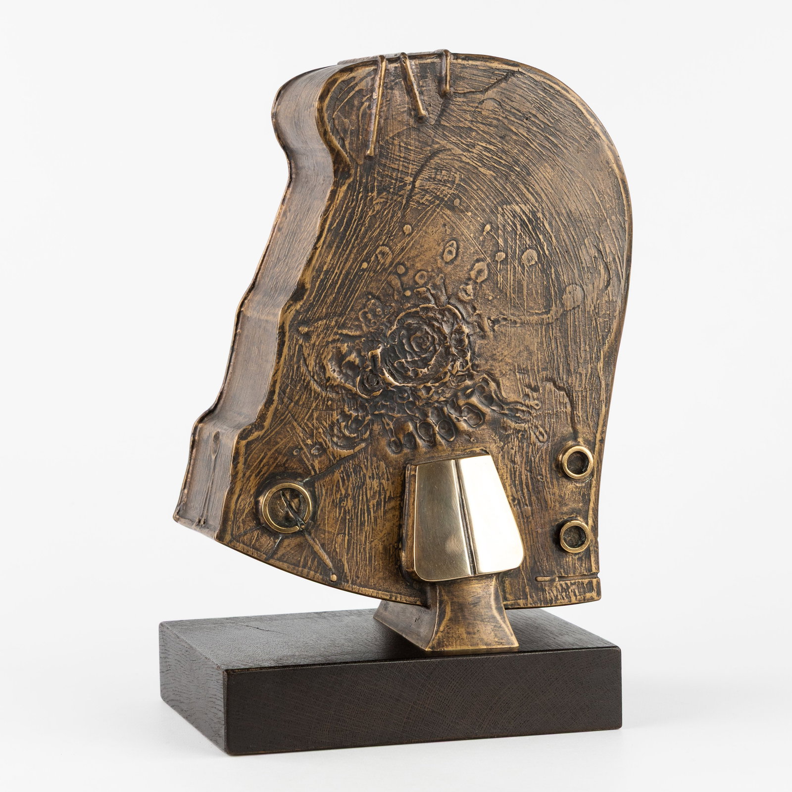 Hubert Minnebo (1940) 'Zijn lumineus idee spatte uiteen', 1/1, patinated bronze (2001). (1 of 8)