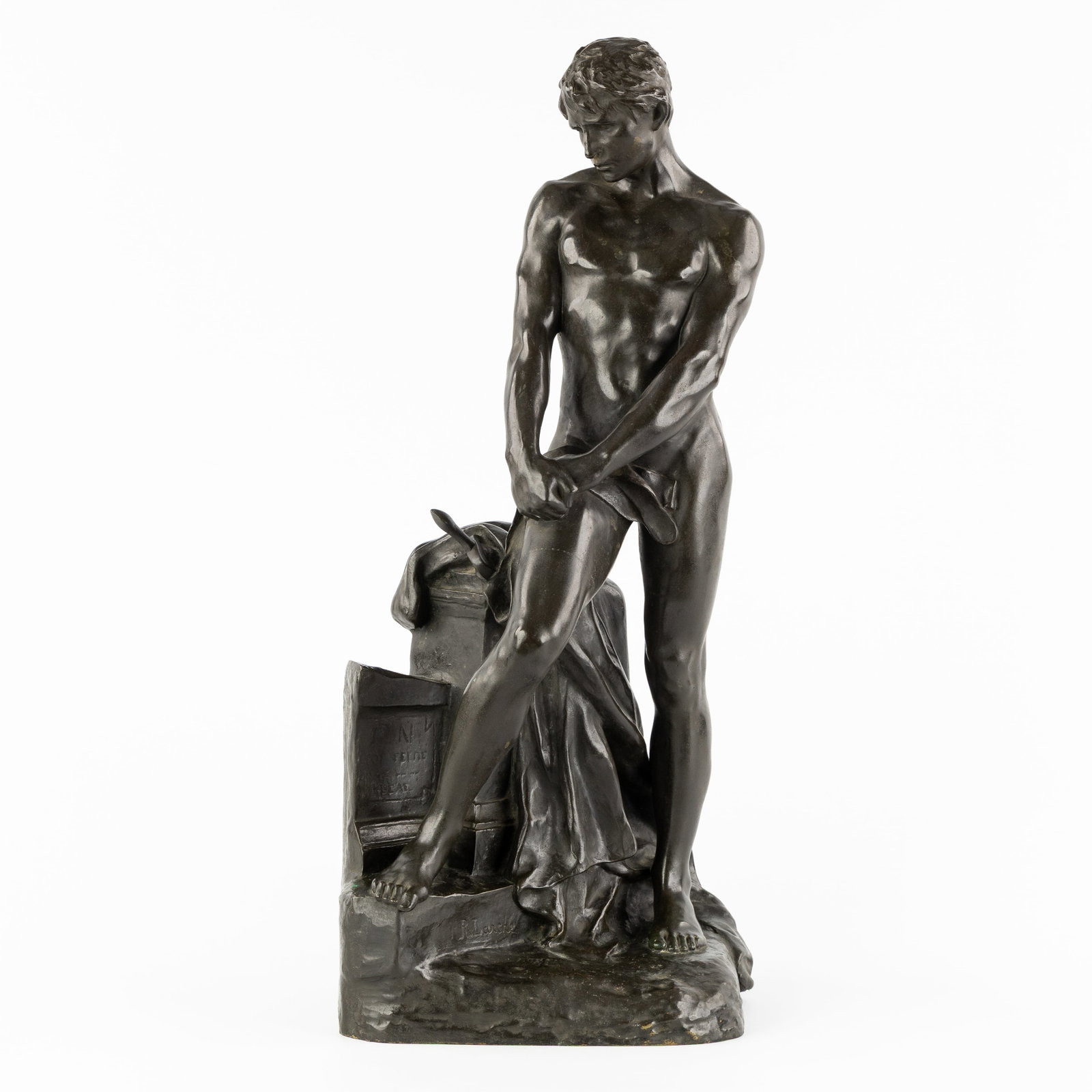 Raoul Larche (1860-1912) 'Douleur d'Oreste' (Orestes' Sorrow), patinated bronze.: Raoul Larche (1860-1912) 'Douleur d'Oreste' (Orestes' Sorrow), patinated bronze. Patinated bronze.Depiction of Orestes at the tomb of his father Agamemnon (Greek mythology).Signed 'R. Larche'.Foundry 