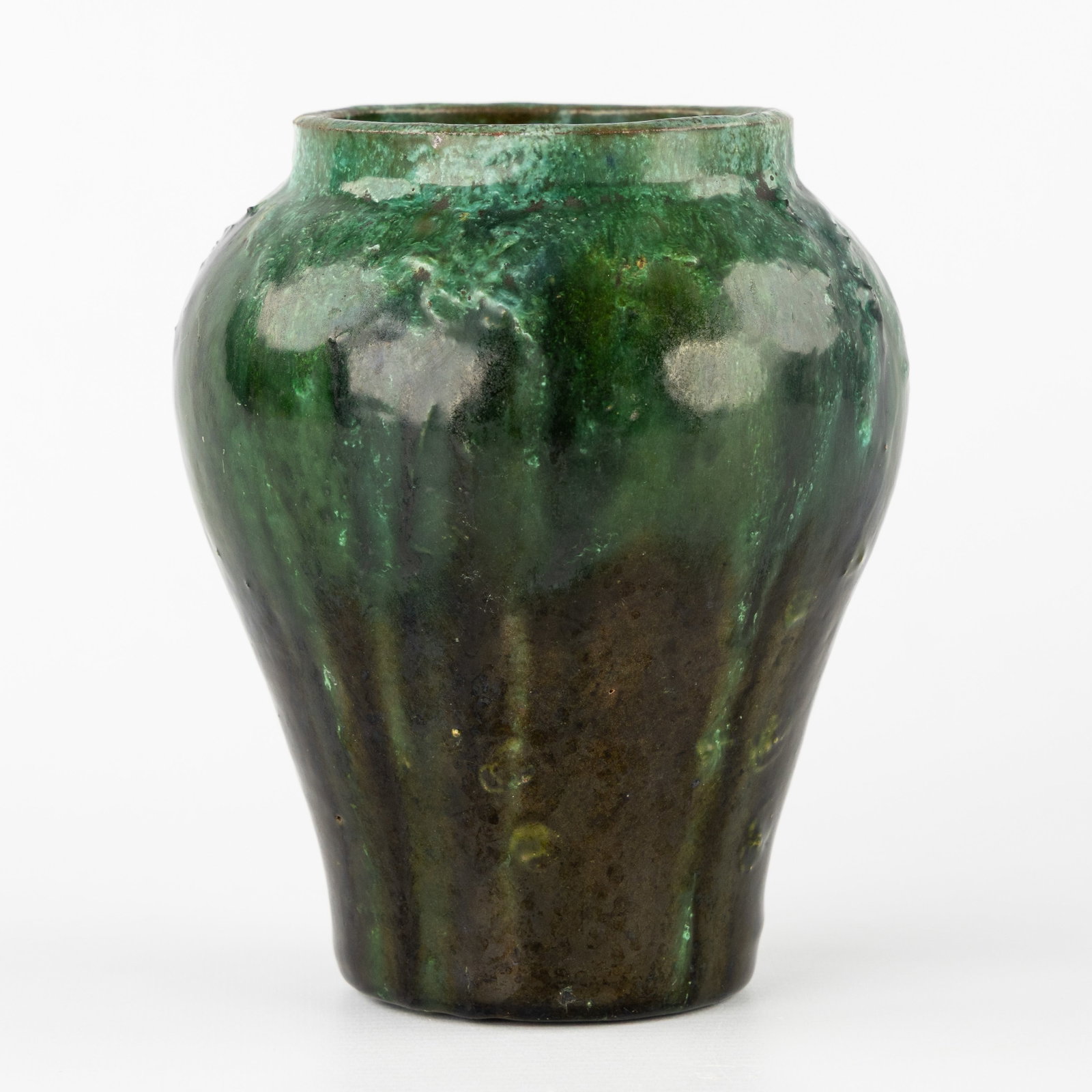 Arthur Craco (1869-1955) a small green vase, glazed ceramic. (1 of 6)