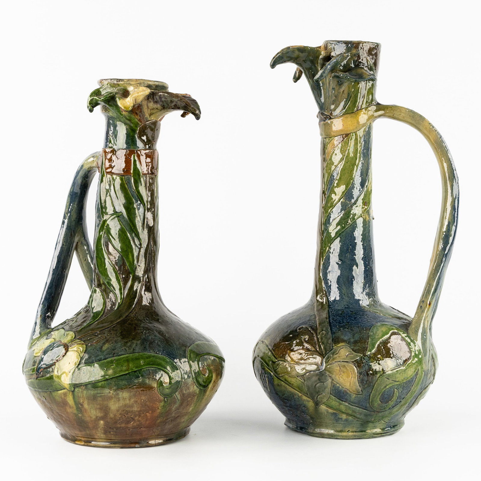 Leo Maes-Vereenooghe (XIX-XX) Two large Art Nouveau vases or pitchers, Flemish Earthenware, Torhout, (1 of 9)