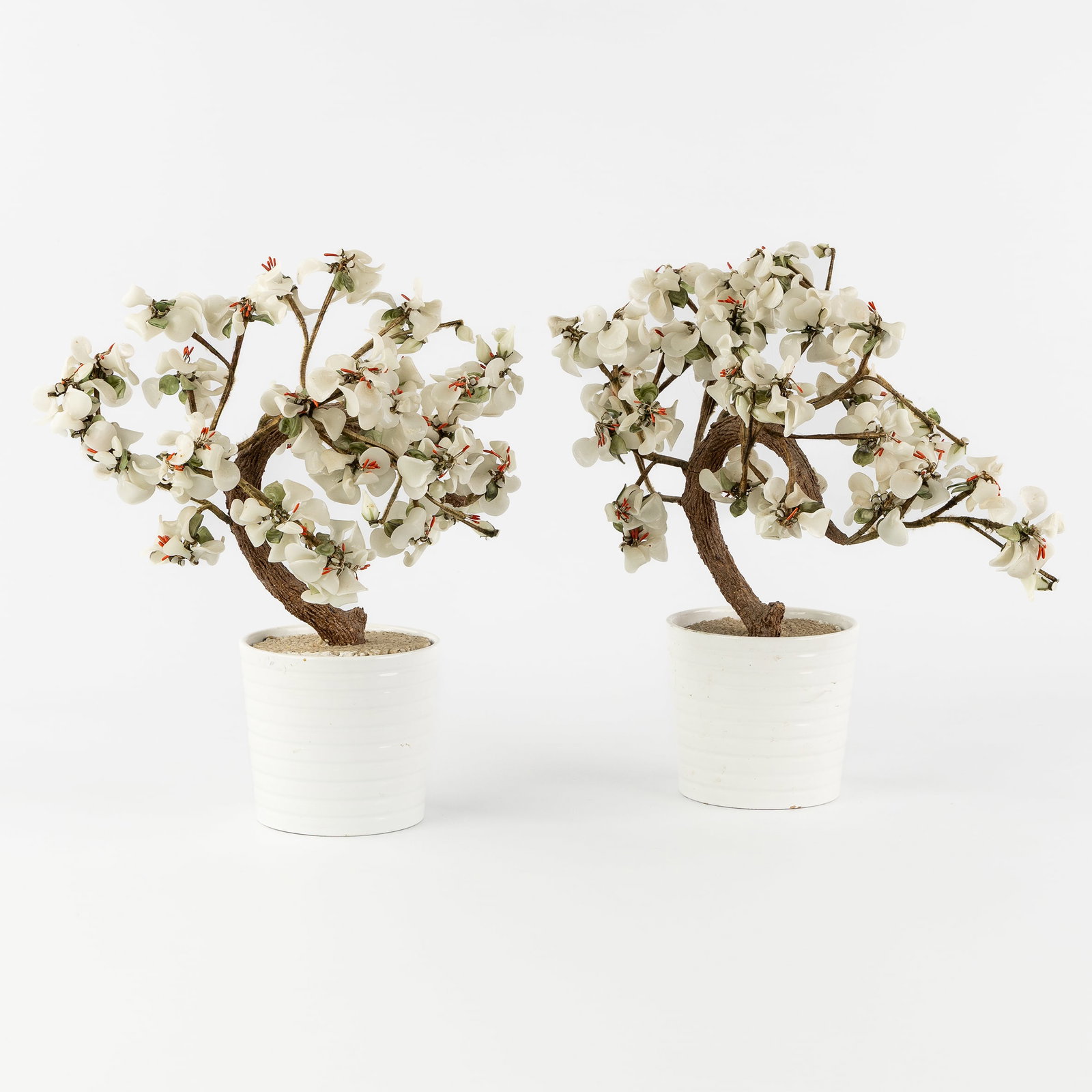 A Pair of decorative Bonsai sculptures with Opaline glass petals, 20th C.: A Pair of decorative Bonsai sculptures with Opaline glass petals, 20th century. Opaline glass, metal, and ceramic.(H: 38 cm x B: 37 cm x D: 19 cm / H: 36 cm x B: 35 cm x D: 23 cm). Dimensions: (W