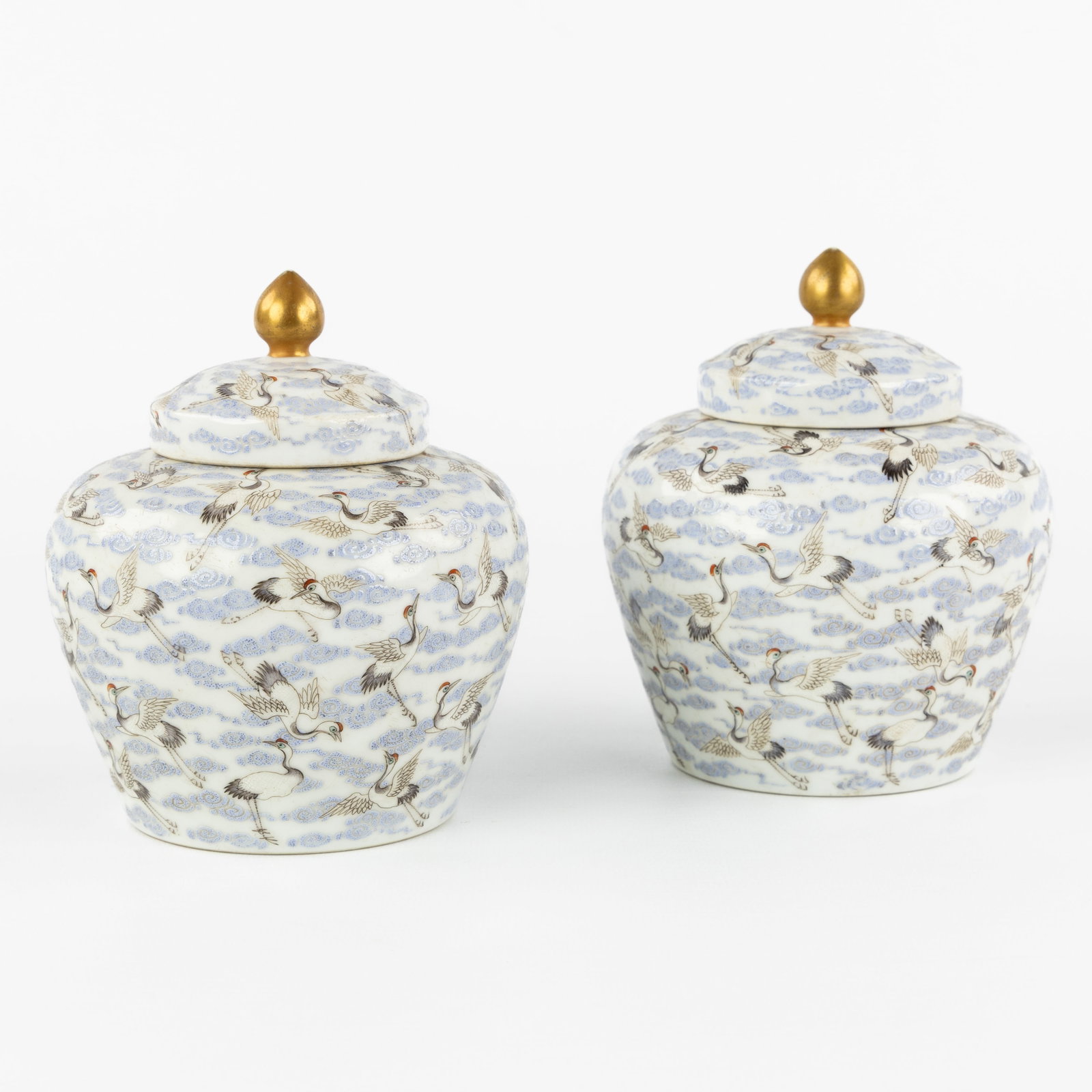 A pair of Chinese storage jars, flying cranes decor, 20th C. (1 of 8)