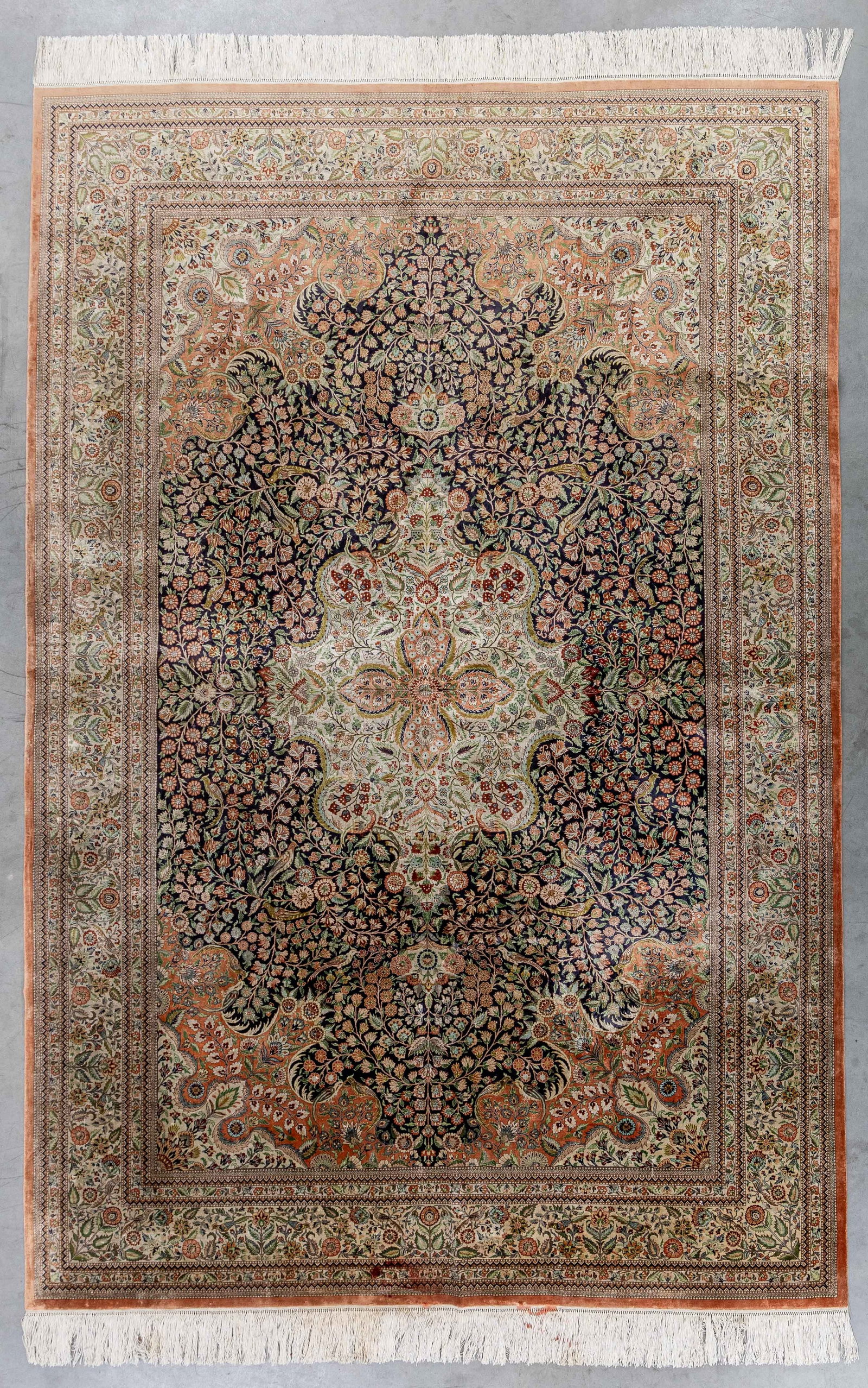 An Oriental hand-made carpet, Silk, Kirman. (274 x 185 cm) (1 of 9)