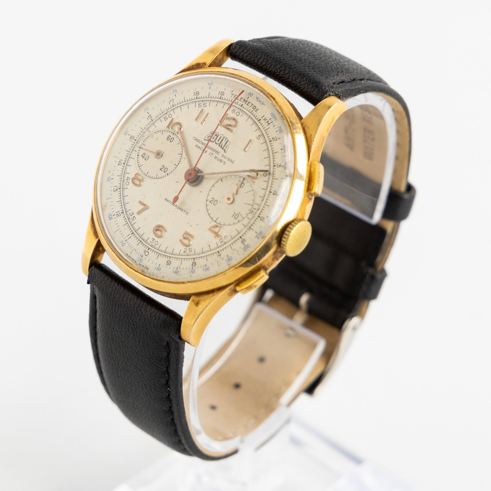 Chronographe Suisse, Egona, a vintage men's wristwatch, 18kt yellow gold.: Chronographe Suisse, Egona, a vintage men's wristwatch, 18kt yellow gold. Men's wristwatch.Chronographe Suisse, model Egona.18kt yellow gold case.38,5 mm.Landeron 48. Total gross weight: 46.61g. Dimen