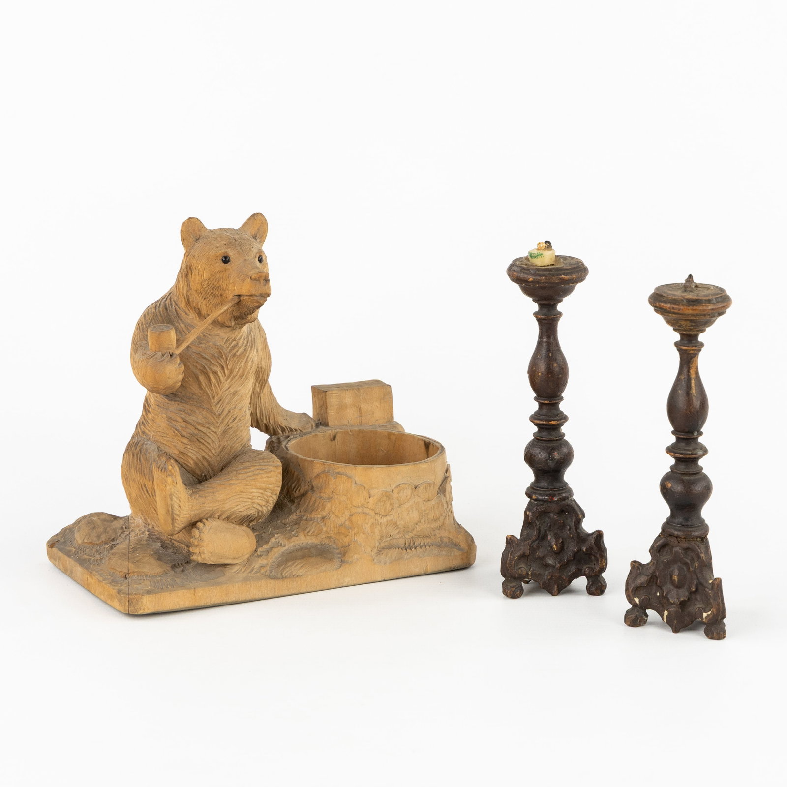 A vide-poche with a pipe-smoking bear and a pair of miniature baroque church candlesticks, (1 of 8)