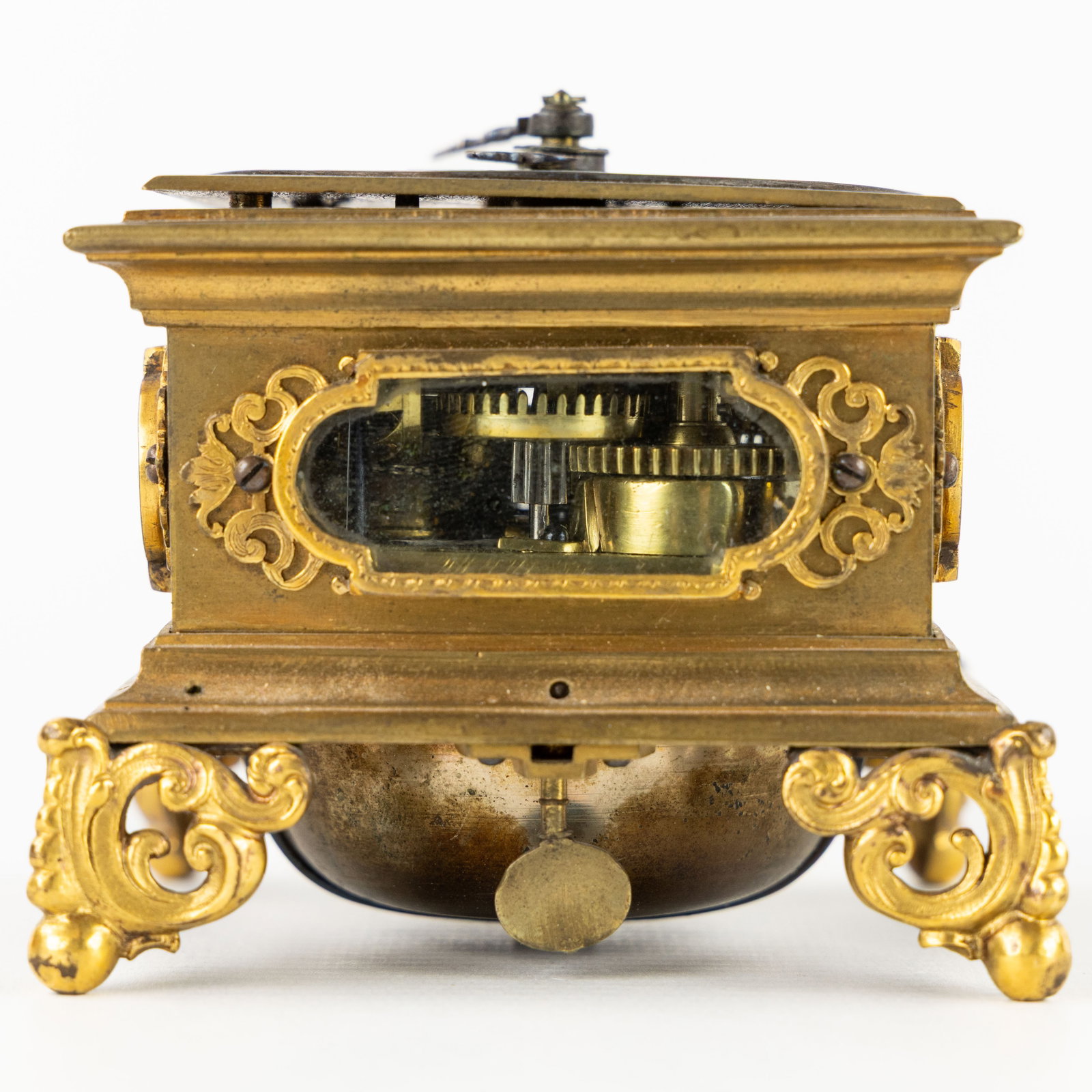 An Antique Baroque table clock or 'Tischuhr', brass and bronze, Germany, 18th C. - 4