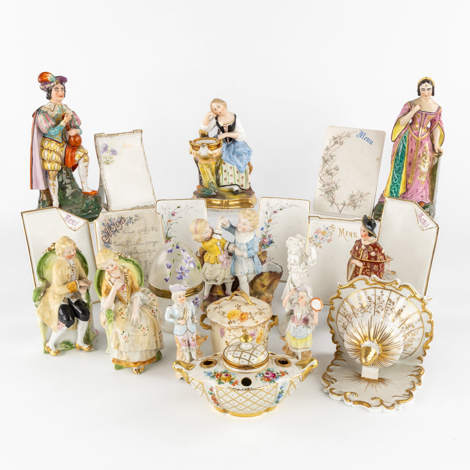 Capodimonte, Jacob Petit and others, a collection of 21 pieces of porcelain and biscuit porcelain. (1 of 8)