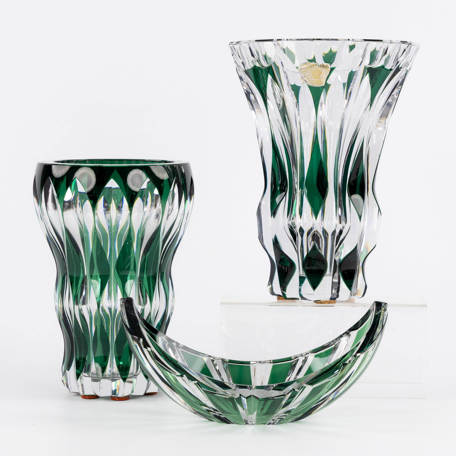 Val Saint Lambert, two vases and a small bowl, cut and green-coloured crystal. (1 of 5)