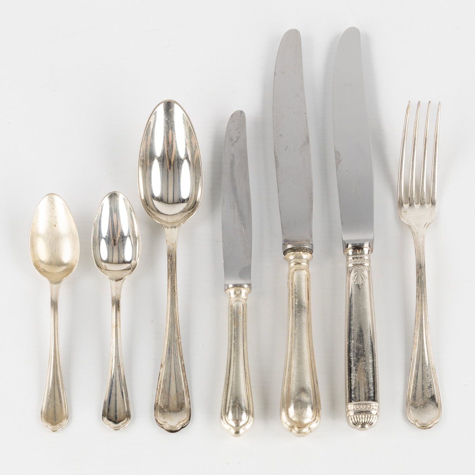 Christofle, Spatours and Malmaison, a composed 93-piece cutlery set, silver-plated metal.: Christofle, Spatours and Malmaison, a composed 93-piece cutlery set, silver-plated metal. Silver-plated metal. Model Spatours and model Malmaison. 22 coffee spoons (Spatours) 18 dinner spoons (Spatour