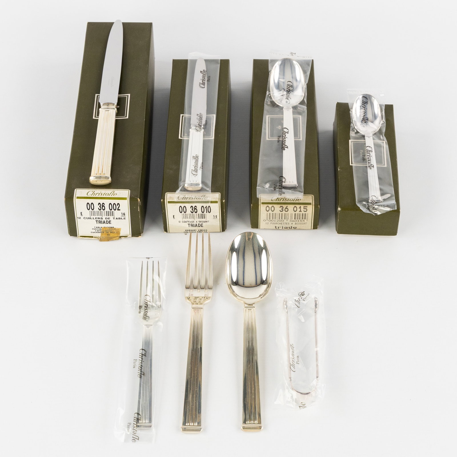 Christofle, Triade, a 40-piece silver-plated cutlery set.: Christofle, Triade, a 40-piece silver-plated cutlery set. 5 large forks, 4 of which are sealed.5 large knives, 4 of which are sealed.5 large spoons, 4 of which are sealed. 4