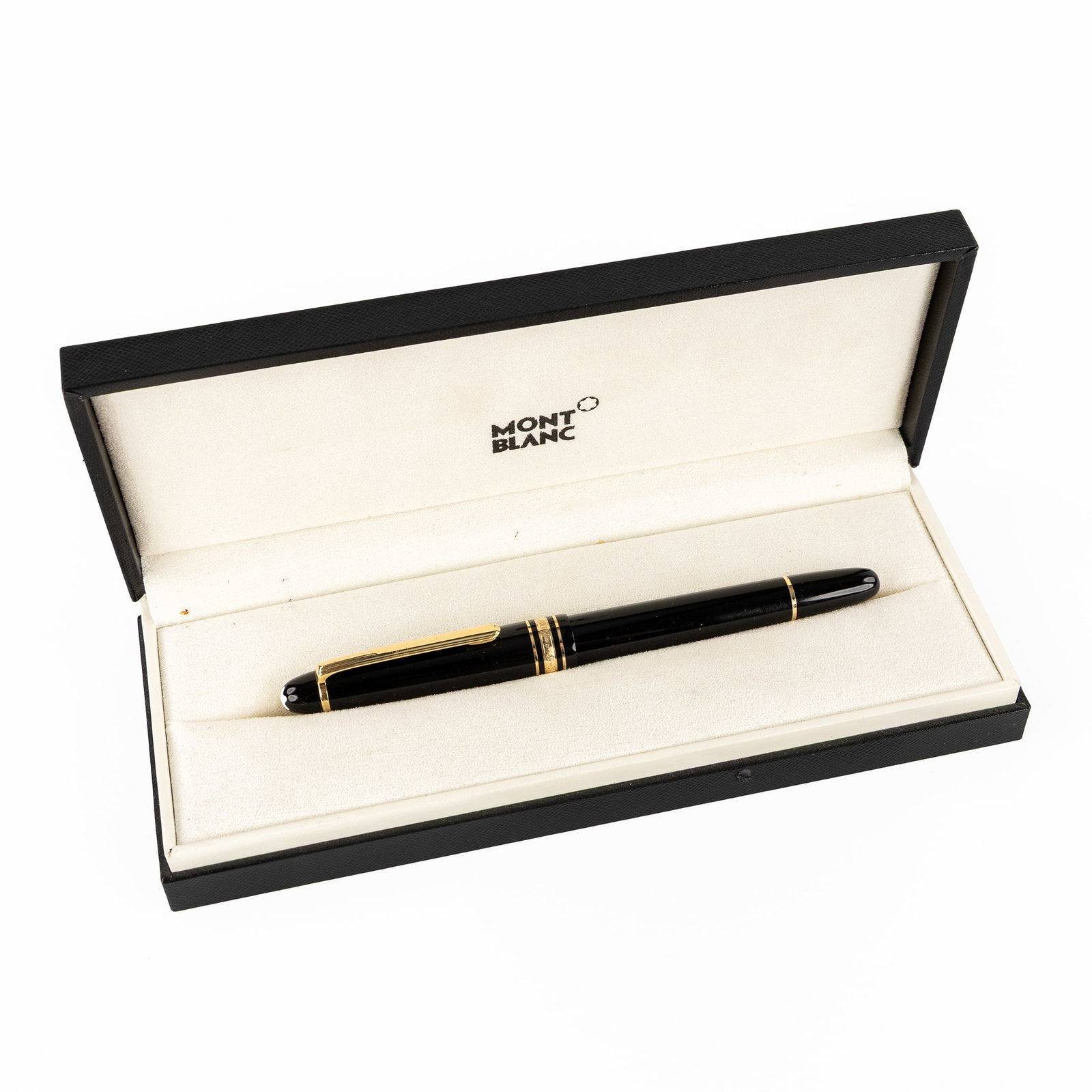 Montblanc, Meisterstück, Pix, a Fountain Pen with 14ct gold nib. (1 of 7)