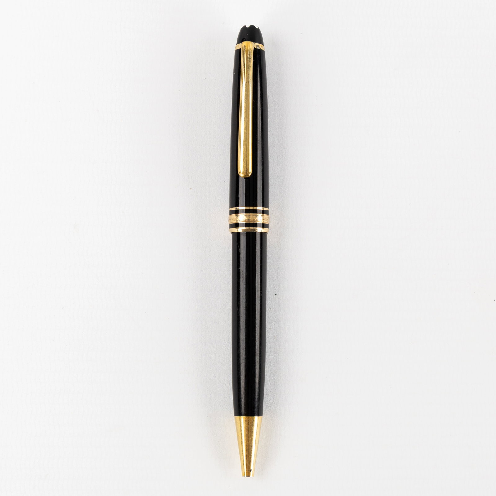 Montblanc Meisterstuck, a ballpoint pen. (1 of 5)