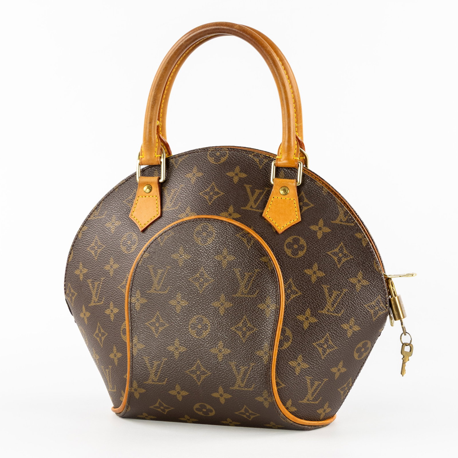 Louis Vuitton, 'Ellipse PM', a handbag, monogram canvas and leather, including document (2001). (1 of 13)