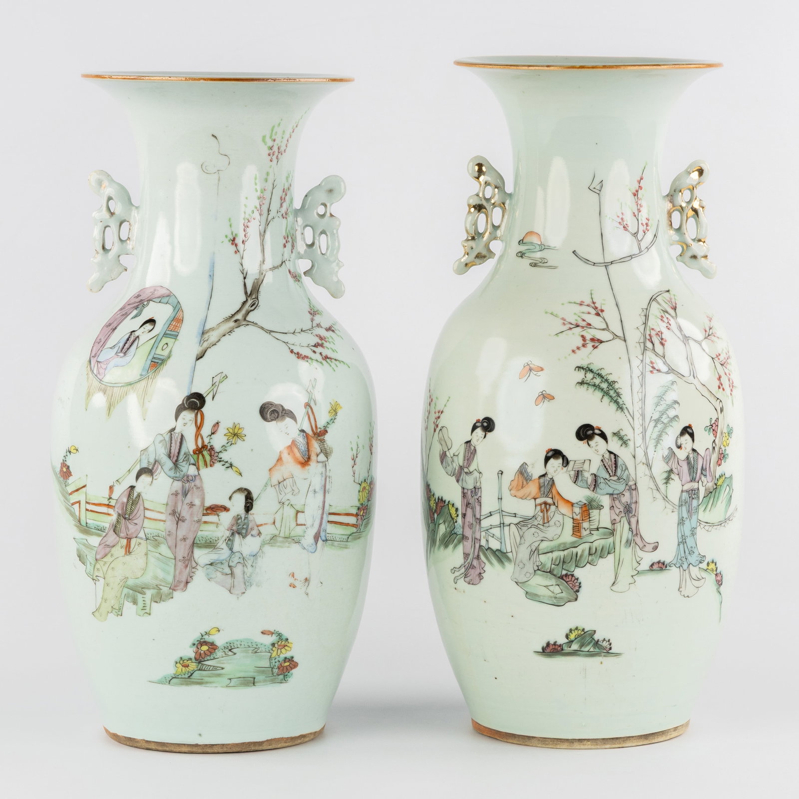 A Nearly pair of Chinese Famille Rose vases, with Court Ladies in the Garden, 19th/20th C. (1 of 6)