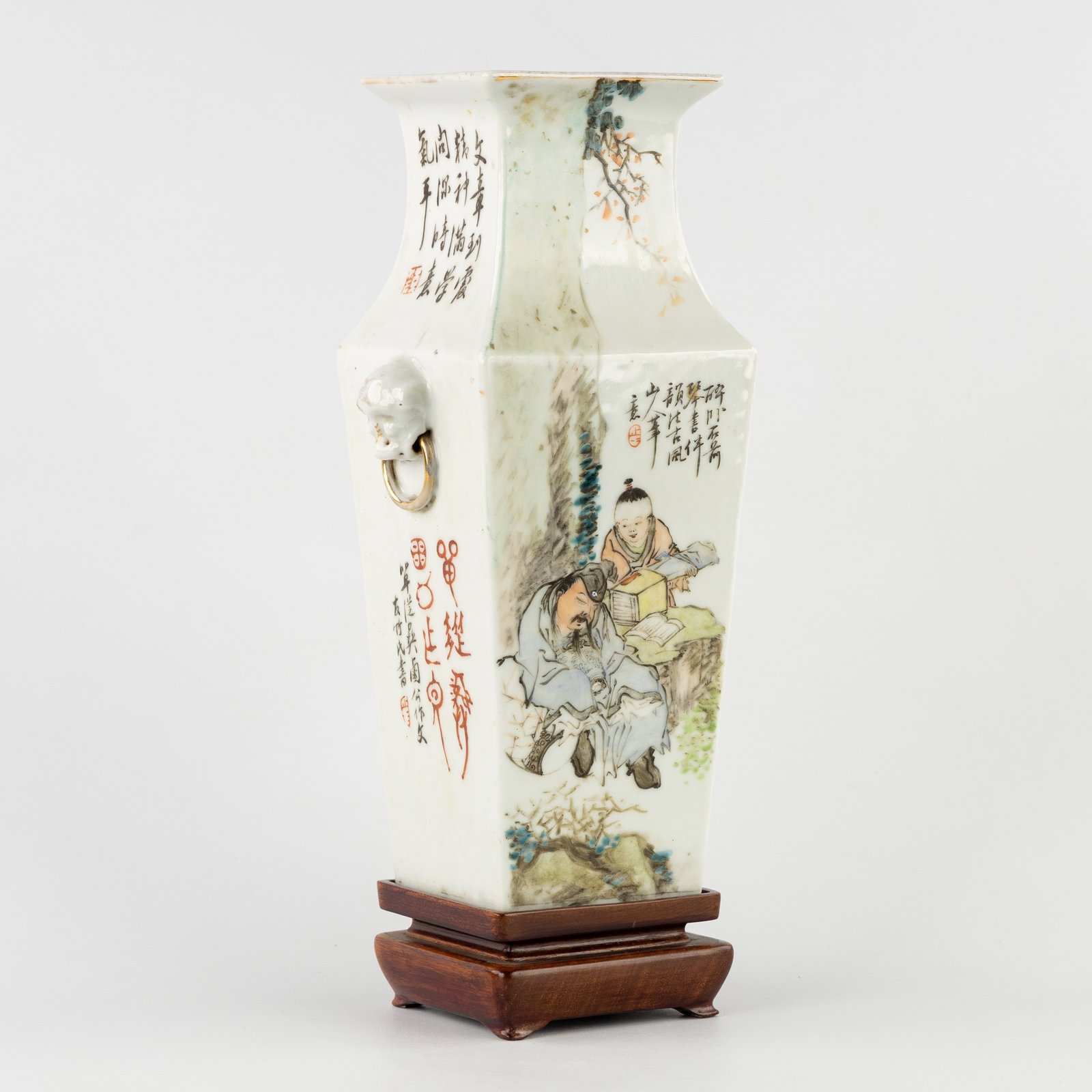 A Chinese square Qianjiang Cai vase, decorated with antiquities and scholars, 19th/20th C. (1 of 10)