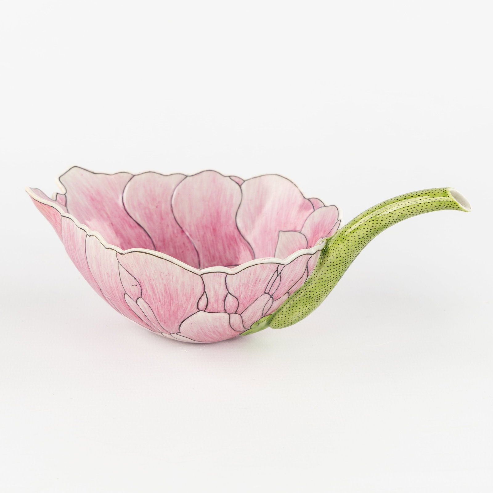 An Inscribed Famille Rose 'Libation Cup' in the shape of a lotus flower, Guangxu marked, 20th/21st: An Inscribed Famille Rose 'Libation Cup' in the shape of a lotus flower, Guangxu marked, 20th/21st century. Chinese porcelain, famille rose.Bowl or 'Libation Cup' in the shape of a lotus flower, with 