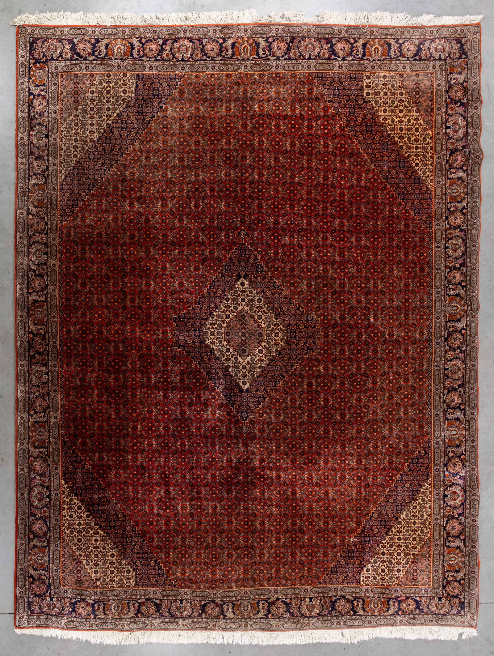 A Large Oriental hand-made carpet, Bidjar, Iran (386 x 303 cm). (1 of 6)