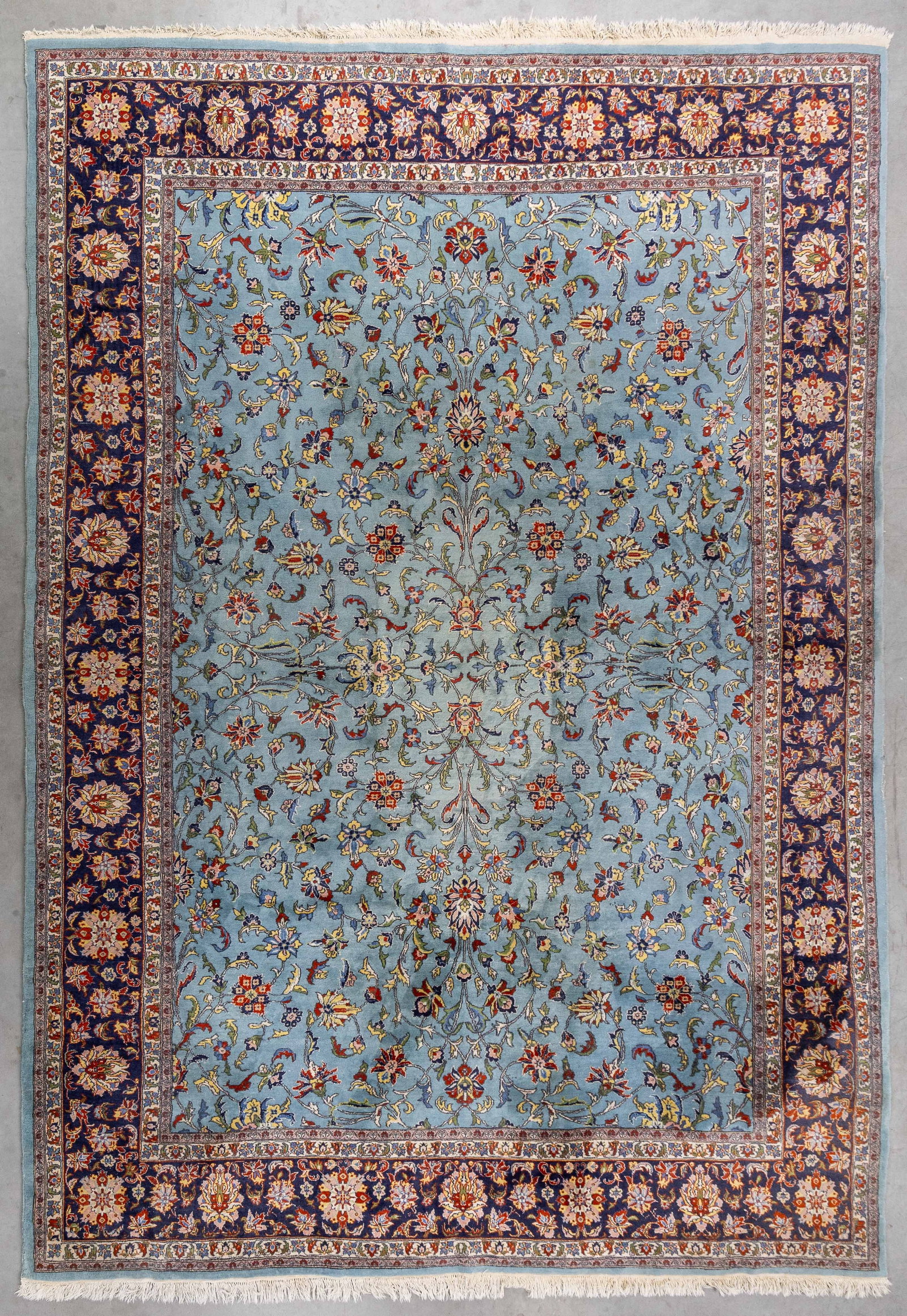 A Large Oriental hand-made carpet, Kachan, Iran (372 x 268 cm). (1 of 7)