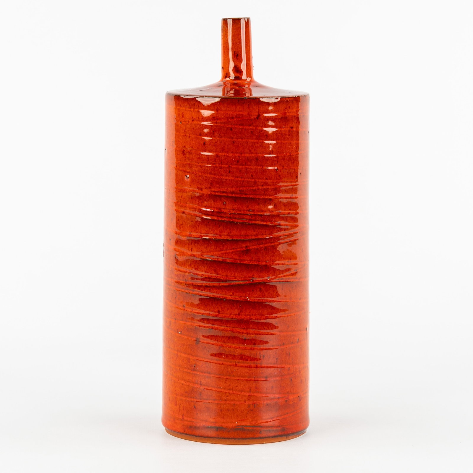 Rogier Vandeweghe (1923–2020) ‘Cylinder Vase’, glazed ceramic for Amphora. (1 of 6)