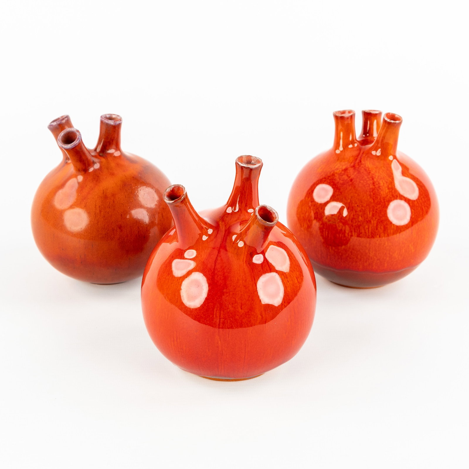 Elisabeth Vandeweghe (1946) ‘Three vases’ for Perignem. (1 of 10)