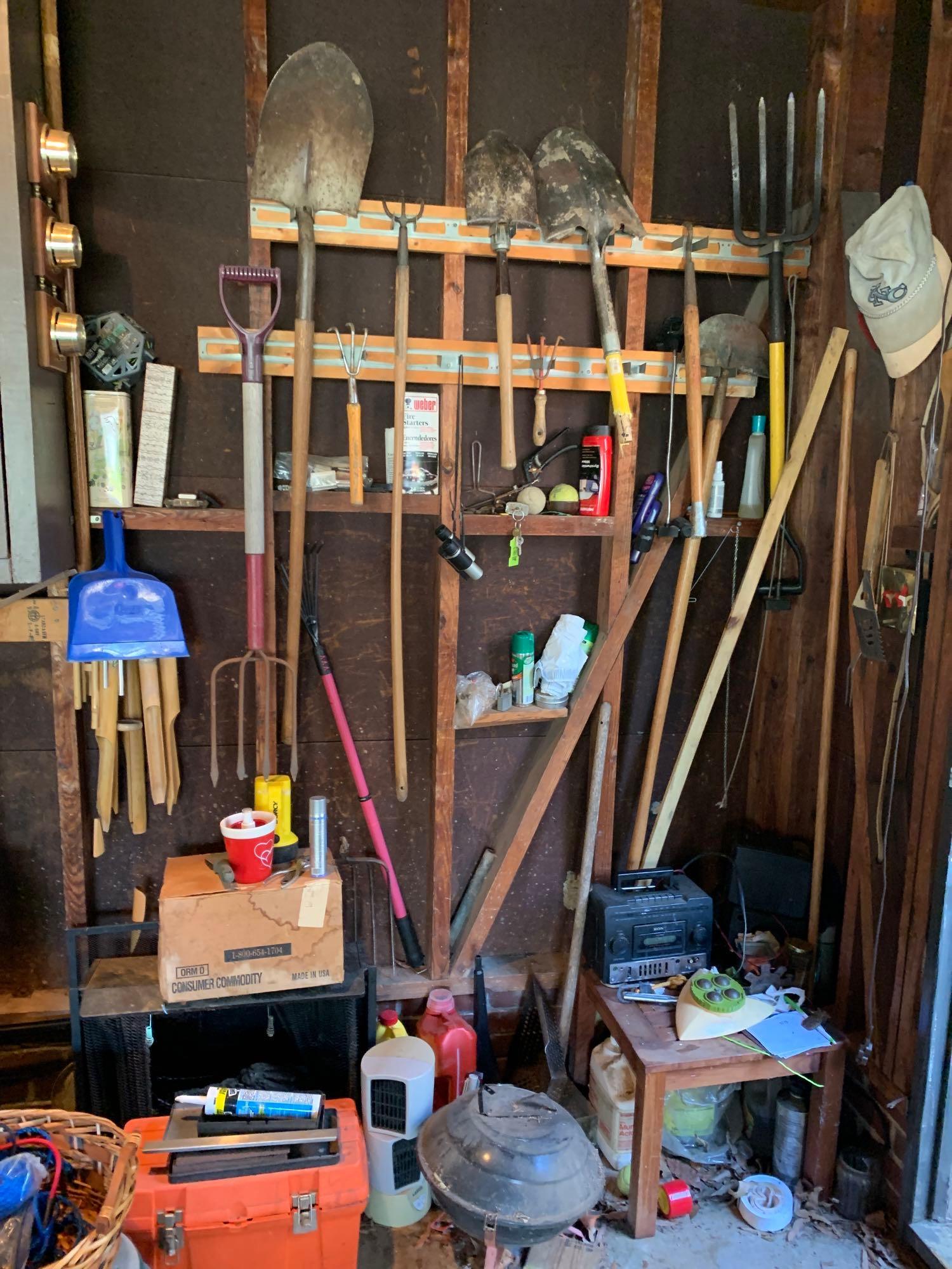 Garden Tools: Large lot of garden tools and various items. ** Notice: This lot is located, in Hampton, Virginia. It requires pickup, in Hampton - only on June 13th and 14th, between 10-4pm. Shipping is also availab