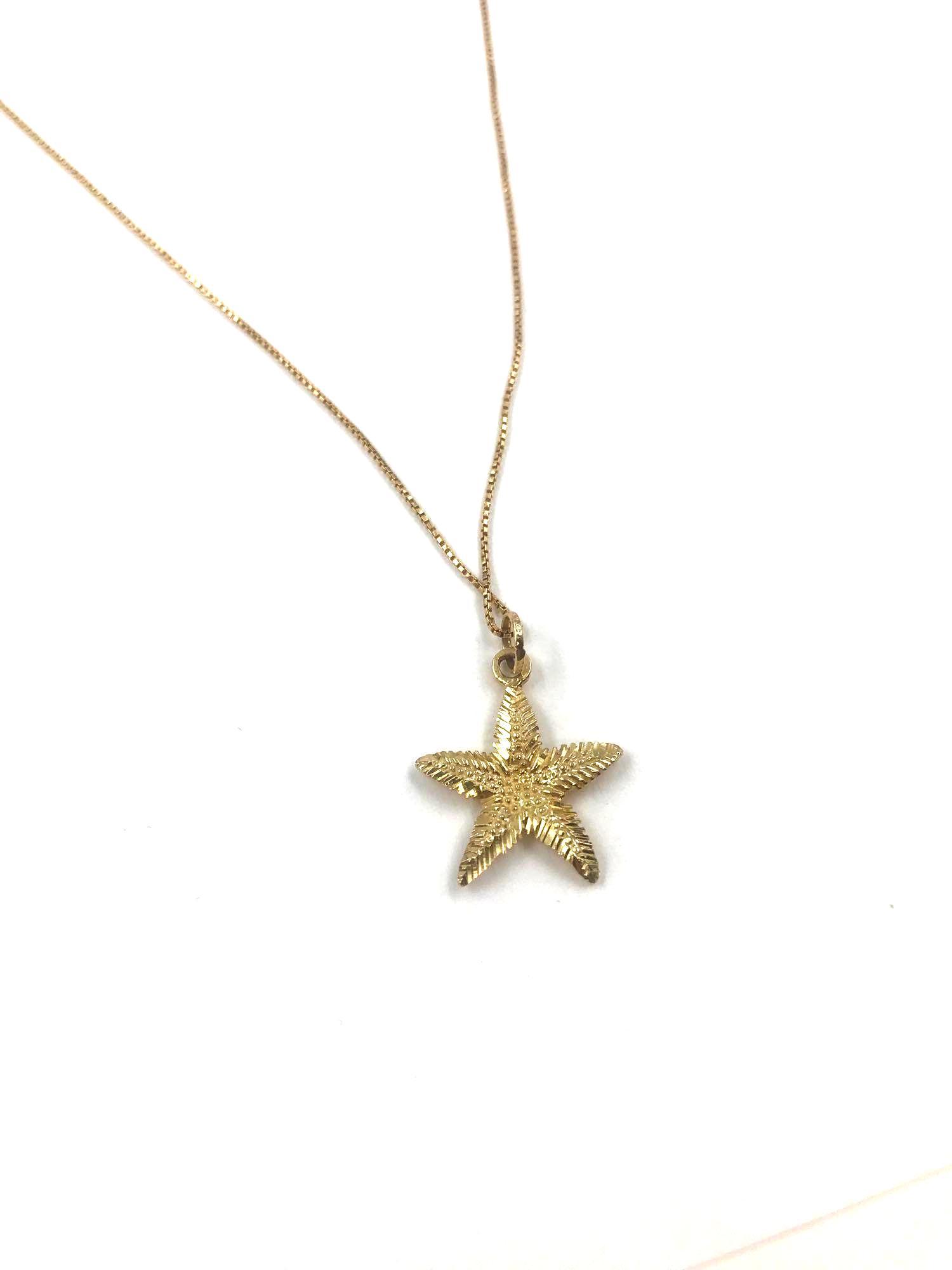 18k Gold Box Chain Necklace with 14k Starfish Pendant (1 of 5)