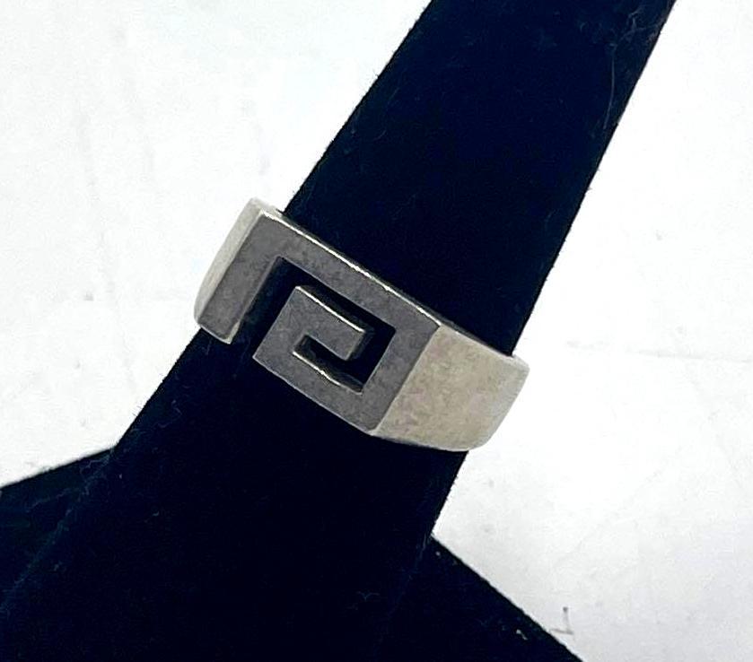 Sterling Silver Ring (1 of 5)