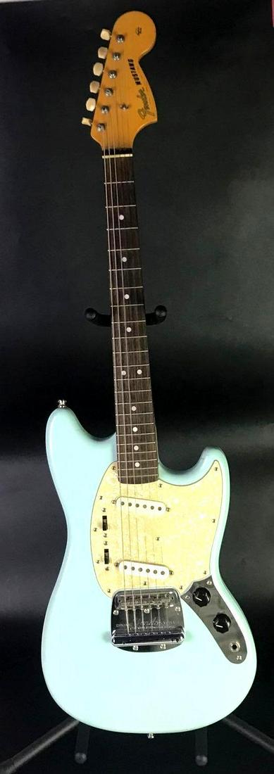 Fender Mustang Sonic Blue CIJ Electric Guitar (1 of 17)