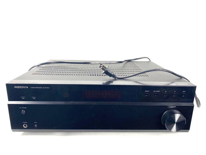 Insignia Receiver NSSTR514 (0226) on Jan 14, 2023 Blue Box Auction
