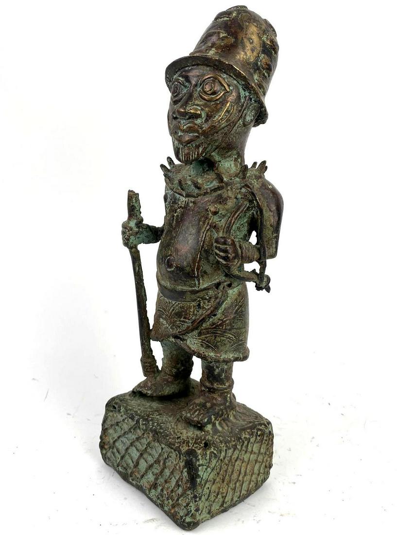Original Bronze Benin Oba King Soldier (1 of 5)