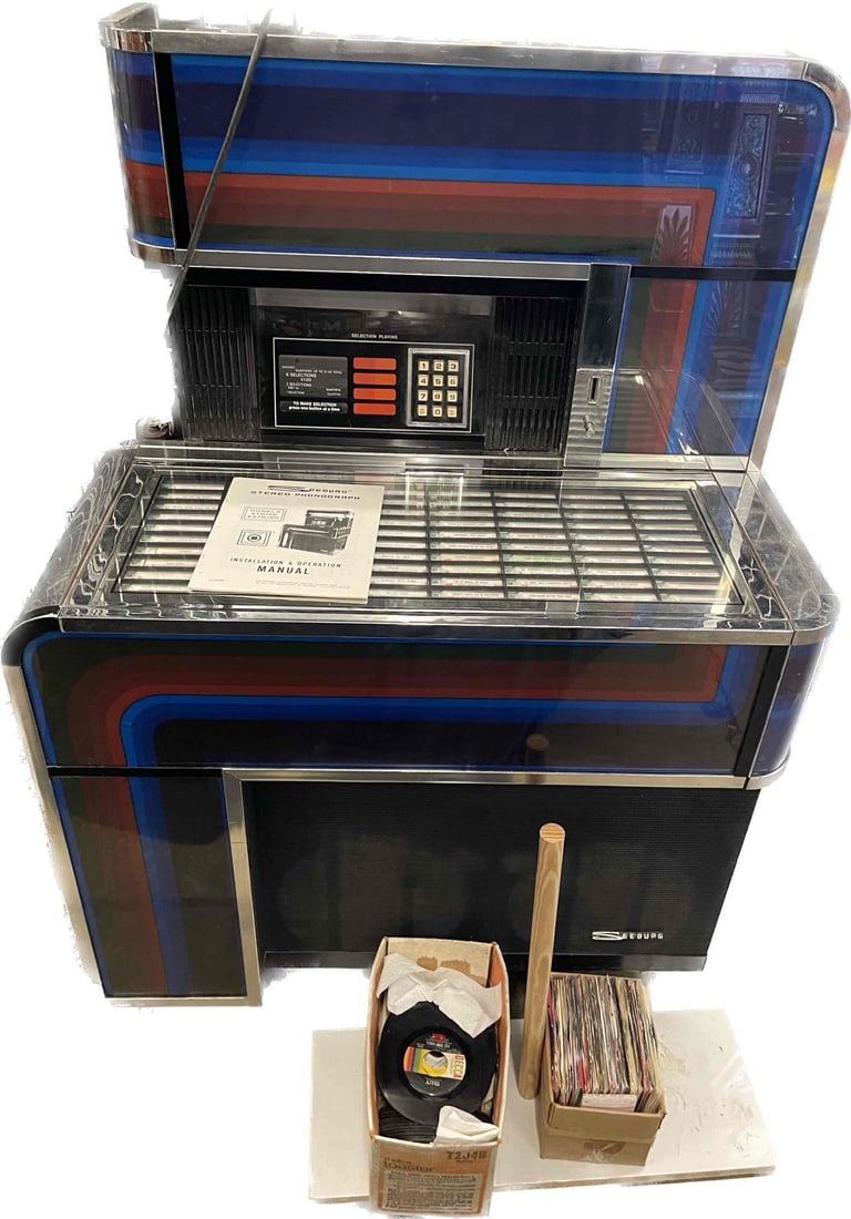 Seeburg Stereo Showcase Jukebox