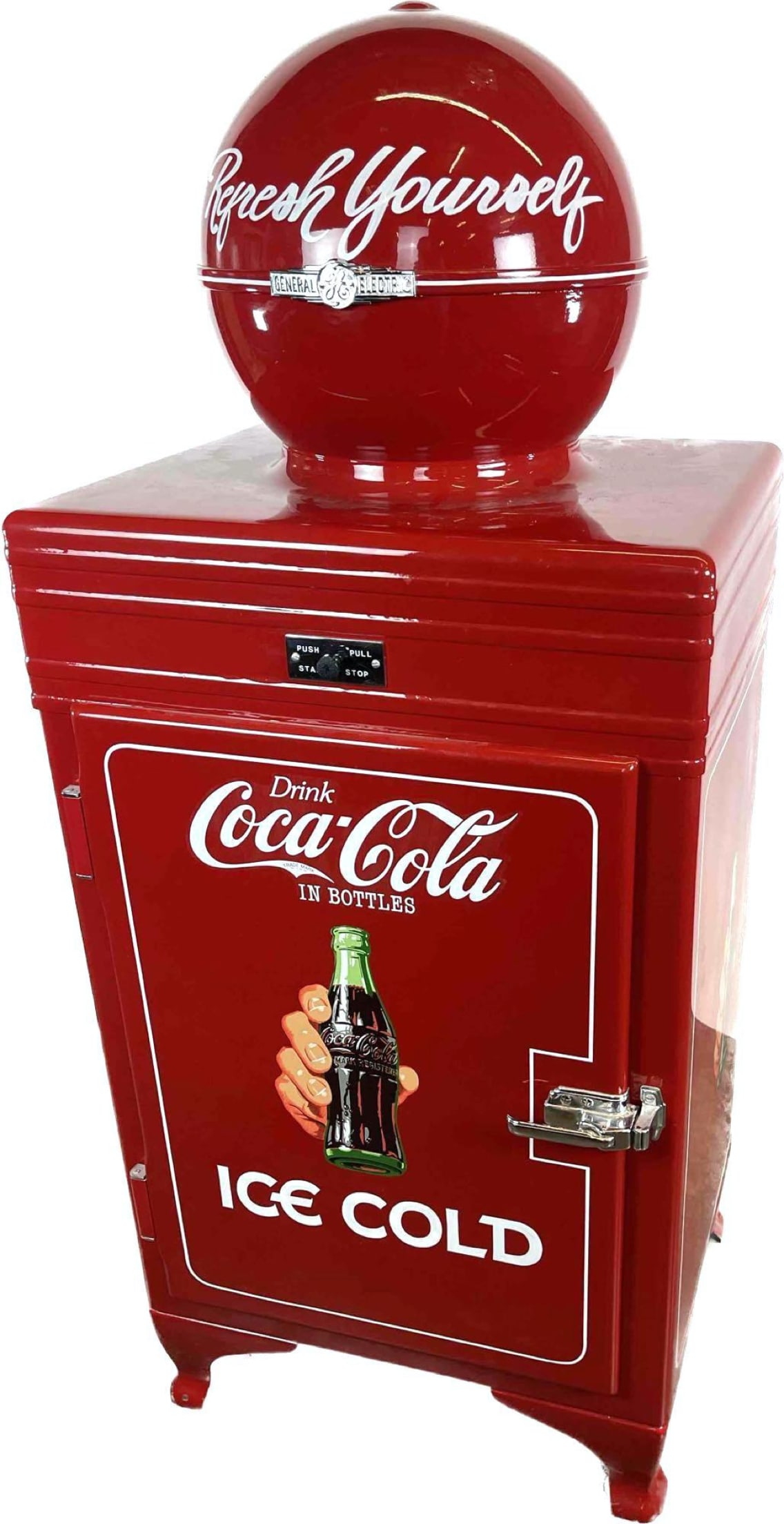 Vintage GE Monitor Top CocaCola Refrigerator (1 of 16)