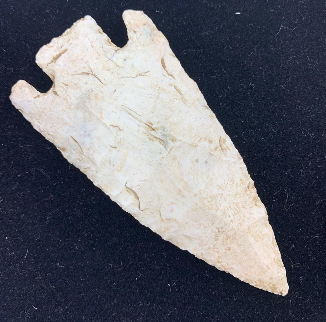 Native American Lost Lake Point: Native American Lost Lake Point. Lost Lake Corner Notch Point found along the South River in Augusta County, Virginia in the 1930s. Circa Archaic / Early Woodland Period. It measures 3 3/4 x 1 3/4 x .